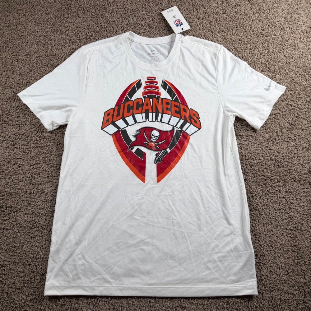 Nike Tampa Bay Buccaneers Dri-FIT White Graphic T-Shirt Mens Medium NWT sporty - Picture 2 of 11